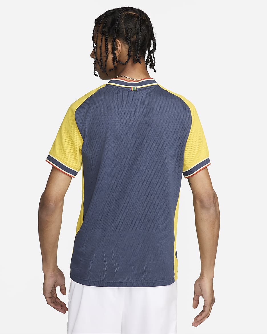 NikeCourt Heritage Men s Short Sleeve Tennis Top. Nike